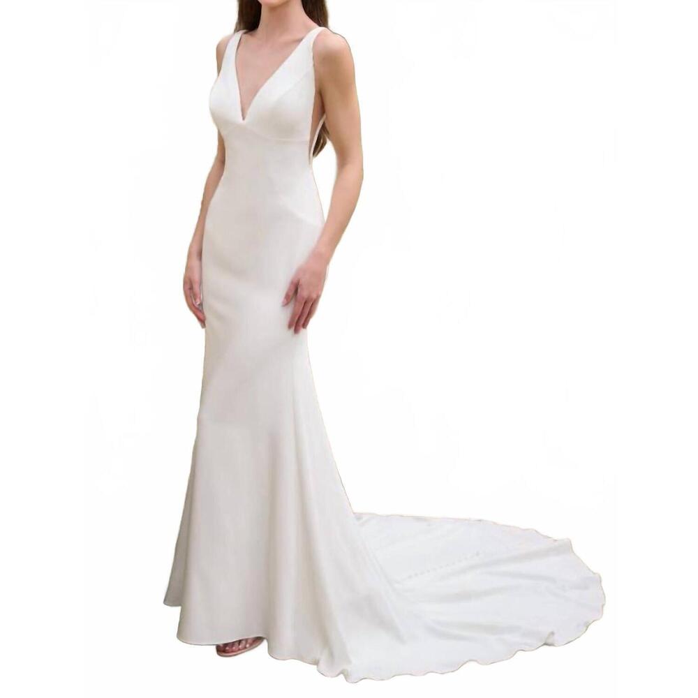 NEW CHRISTINA WU sleeveless gown in ivory